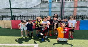 2024 2025 3.sınıflar Futbol Turnuvası şampiyonu 3B sınıfı